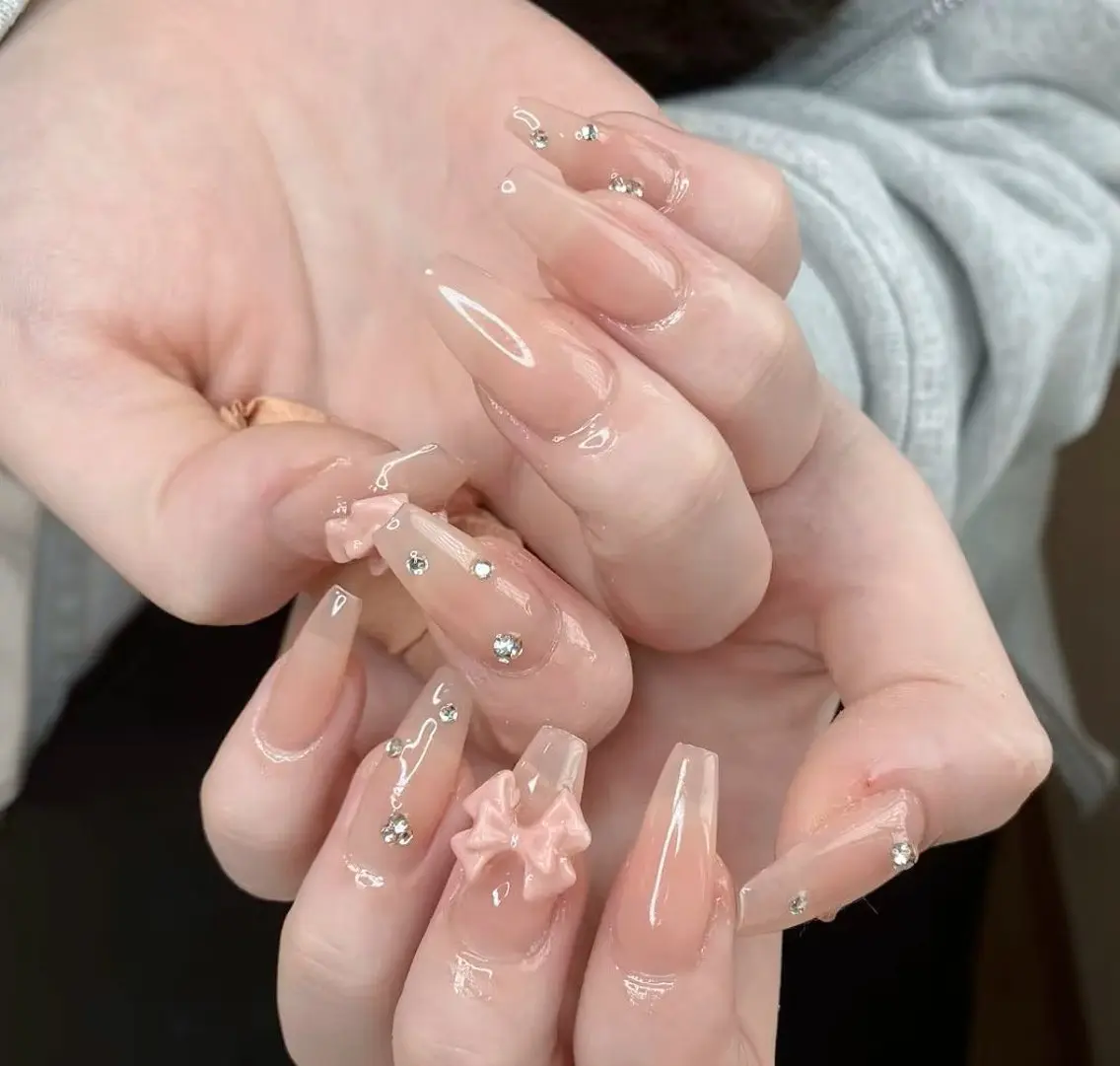 ネイル ハンドネイル ハンドケア リン リンのネイルデザイン