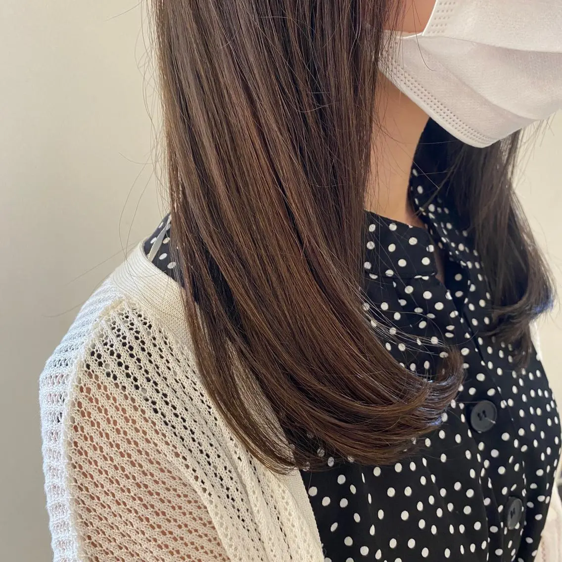 ロング カラー ヘアアレンジ グレージュ 美髪矯正 韓国レイヤーのヘアスタイル