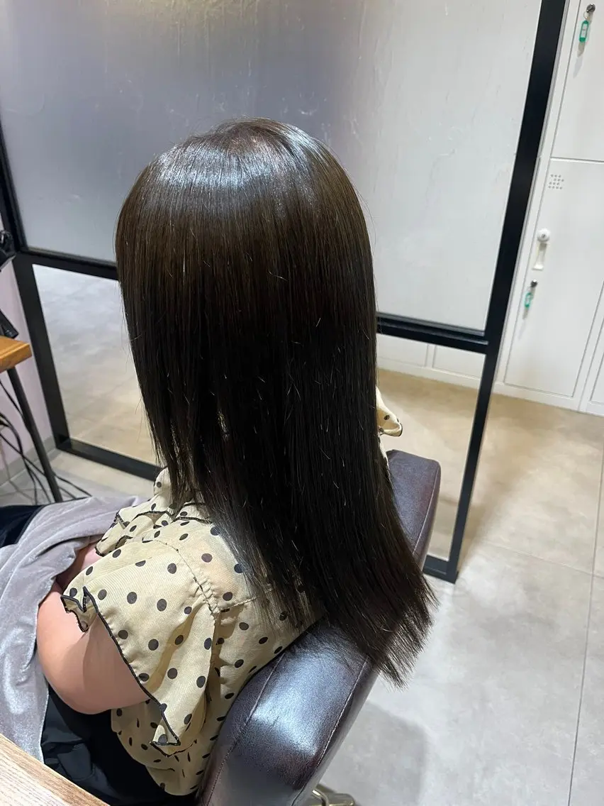 カラー 西原 愛紗のヘアスタイル
