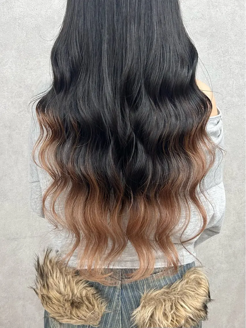 ロング カラー ヘアカラー 澤木 愛美のヘアスタイル