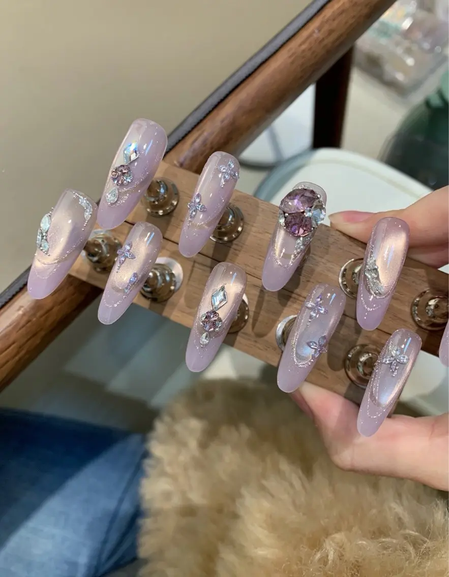 ネイル ハンドネイル WO MIAO💎のネイルデザイン