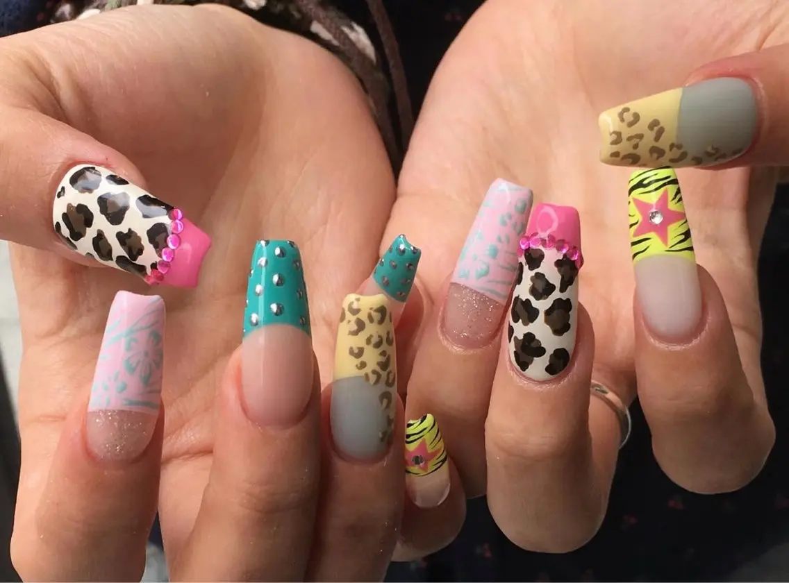 ネイル ハンドネイル NiJi Nailsのネイルデザイン
