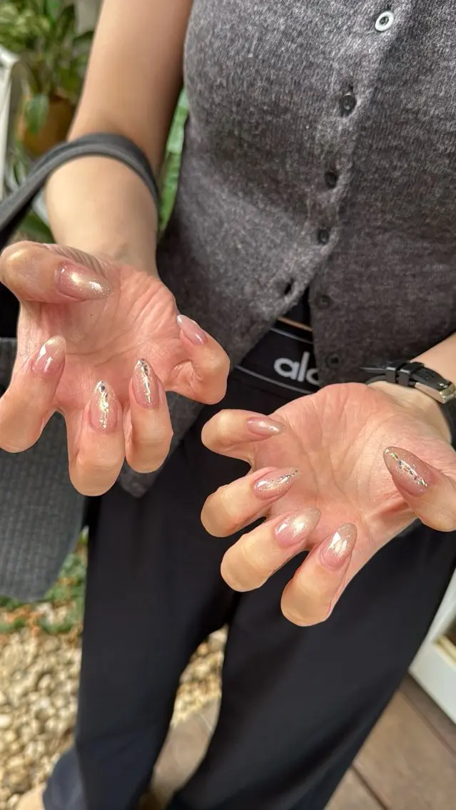 ネイル フラッシュネイル フラッシュマグ フットネイル フレンチネイル 韓国ネイル ハンドネイル SAKU nail 作島茜のネイルデザイン
