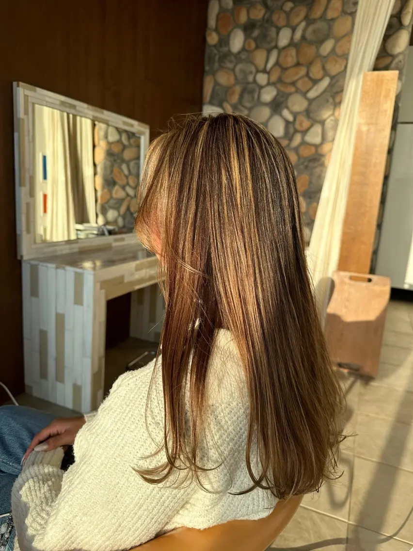 カラー Beautrium 七里ヶ浜　浪崎太陽のヘアスタイル