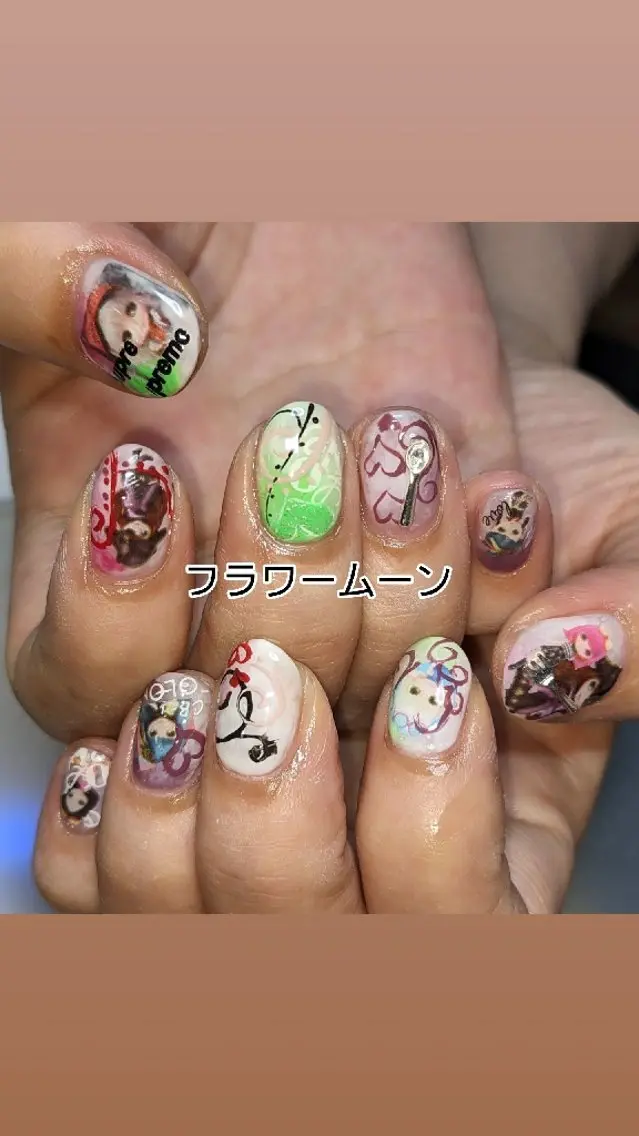 ネイル アートネイル ハンドネイル ハンドケア フラワー ムーンのネイルデザイン