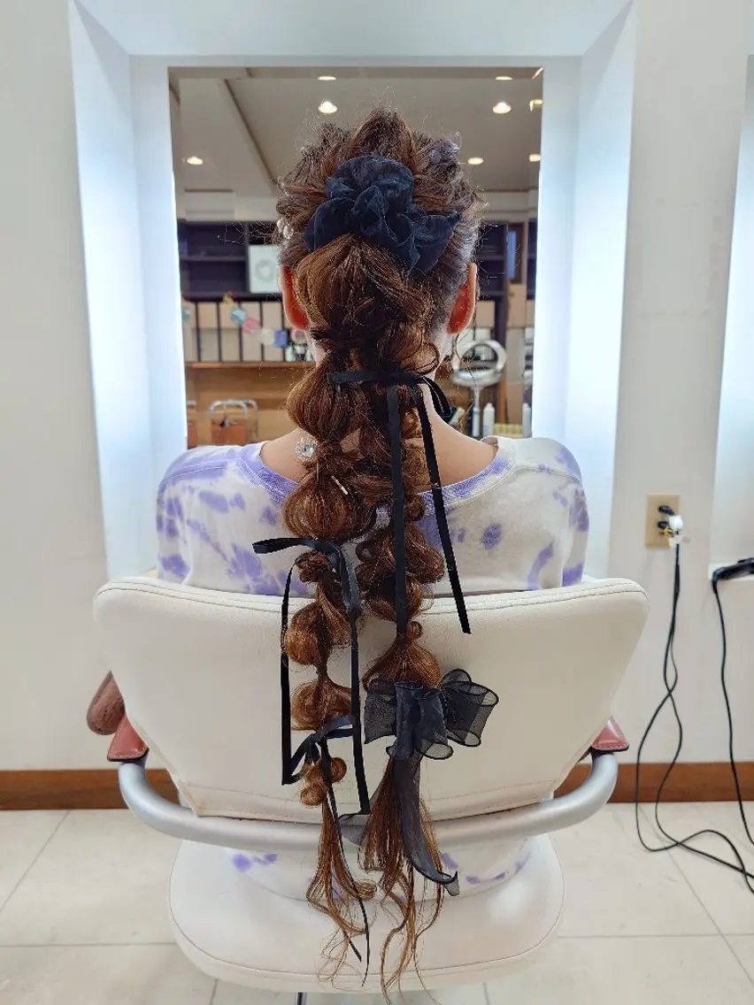 ヘアアレンジ ロング ポニーテール ロング ヘアセット ｷﾝｼﾞｮｳ ｴﾅﾐのヘアスタイル