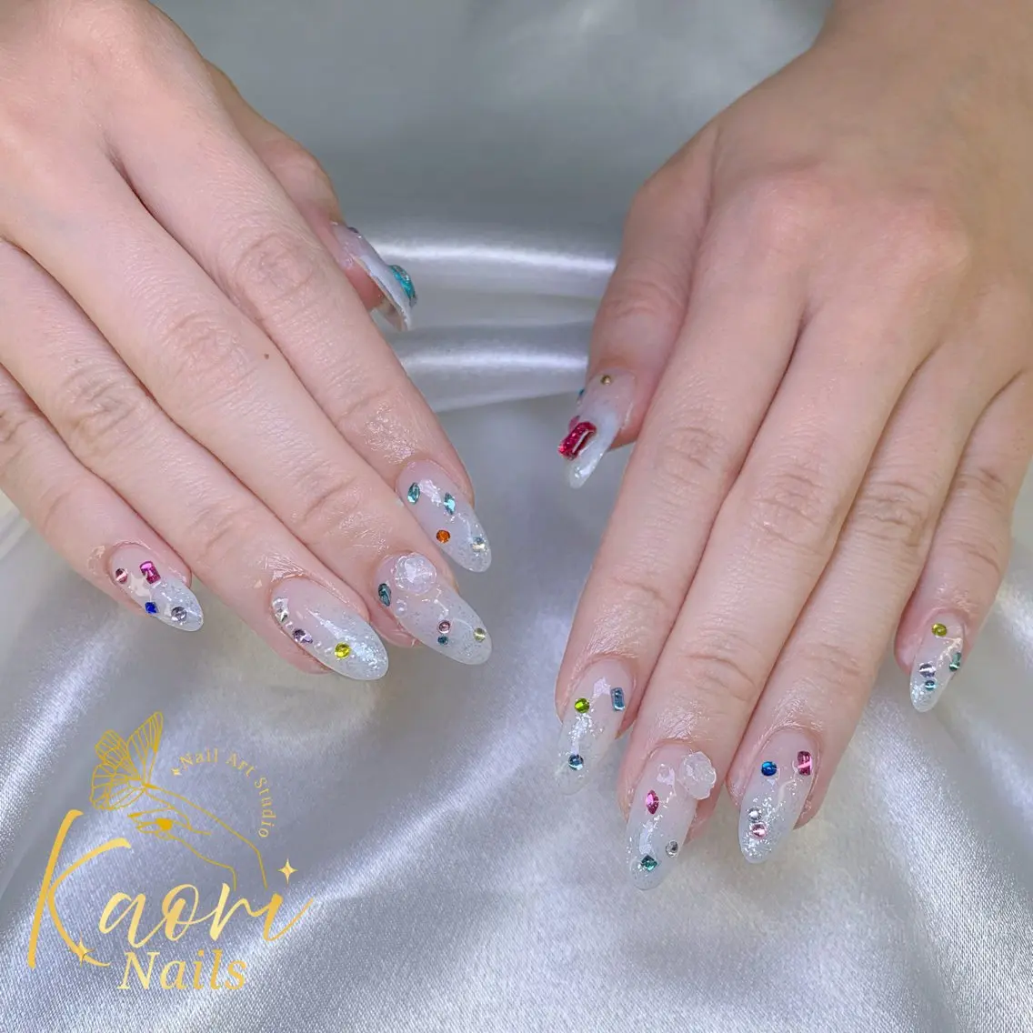 ネイル フラワーネイル グラデーション キラキラネイル シンプルネイル ストーンネイル ハンドネイル KAORI MARU CHANのネイルデザイン