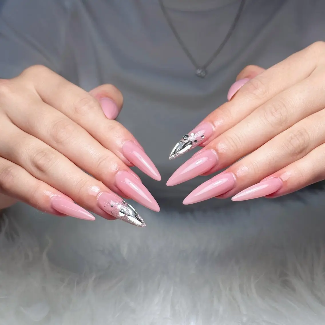 ネイル ハンドネイル ハンドケア Mika Nails 心斎橋のネイルデザイン