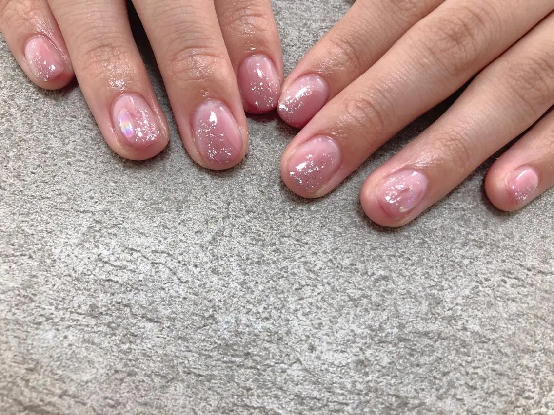 ネイル オーロラネイル ぷっくりネイル ハンドネイル mogunail &blowのネイルデザイン