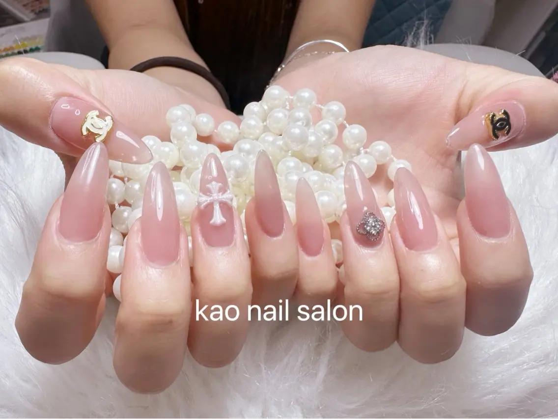 ネイル ハンドネイル kao nail マグネット/長さだしのネイルデザイン