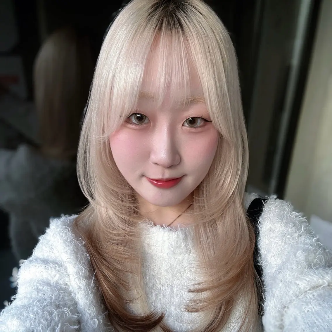 ロング レイヤーカット ブリーチ🩵レイヤー Maho🐻‍❄️のヘアスタイル