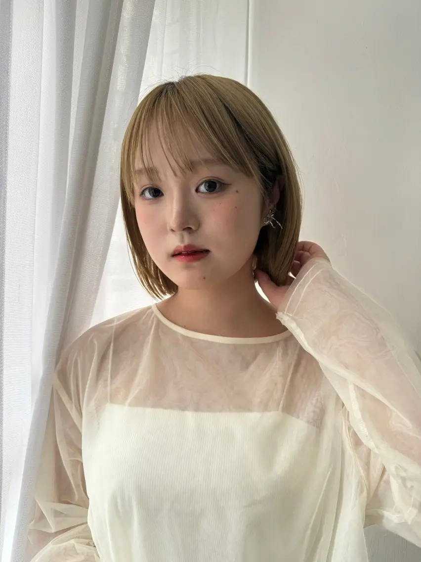 ショート カラー ヘアアレンジ ⭐️巻ける縮毛矯正/ レイヤー to-kiのヘアスタイル