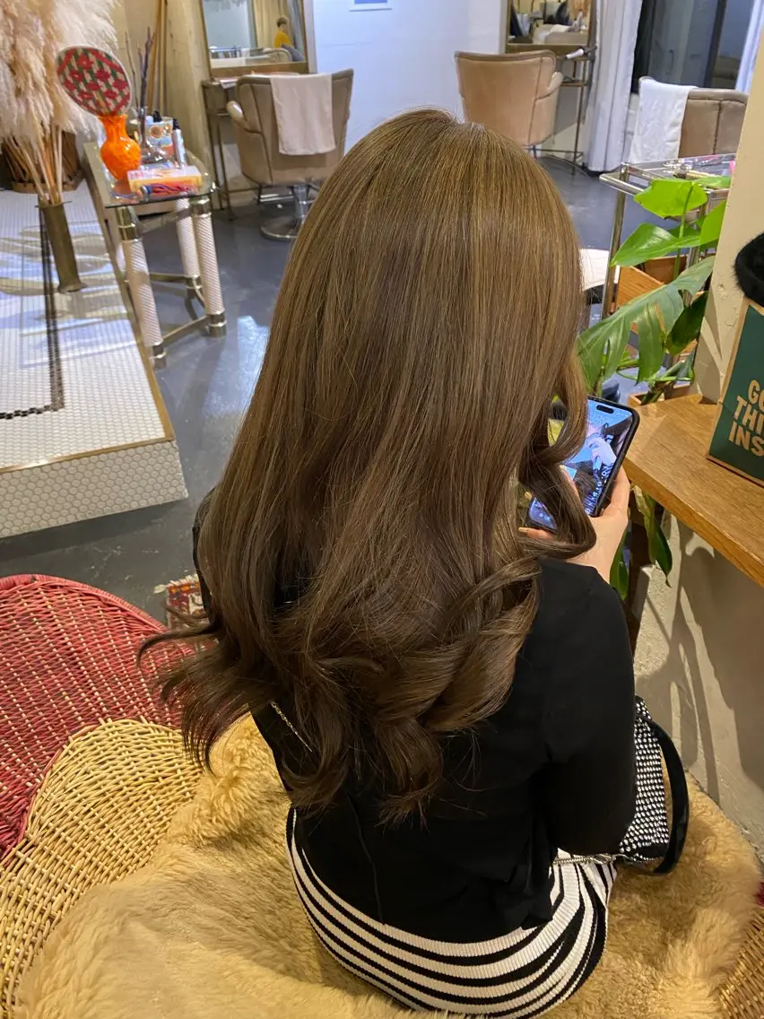 カラー ブリーチ ヘアカラー トリートメント SPUR シゲのヘアスタイル
