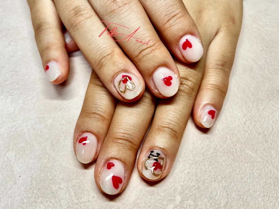 ネイル ハート ショートネイル バレンタイン ホワイト T&A nailのネイルデザイン