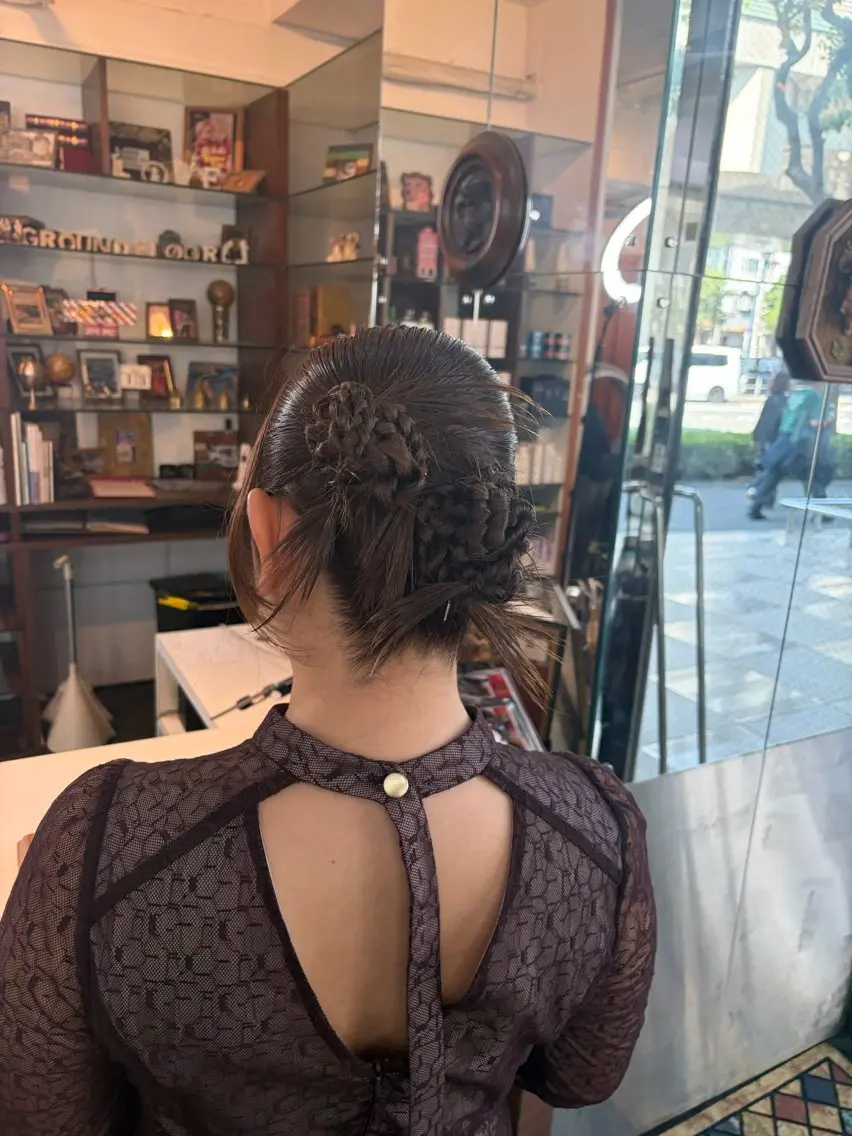 ミディアム ヘアアレンジ ヘアセット ミホ/ 元町中華街のヘアスタイル