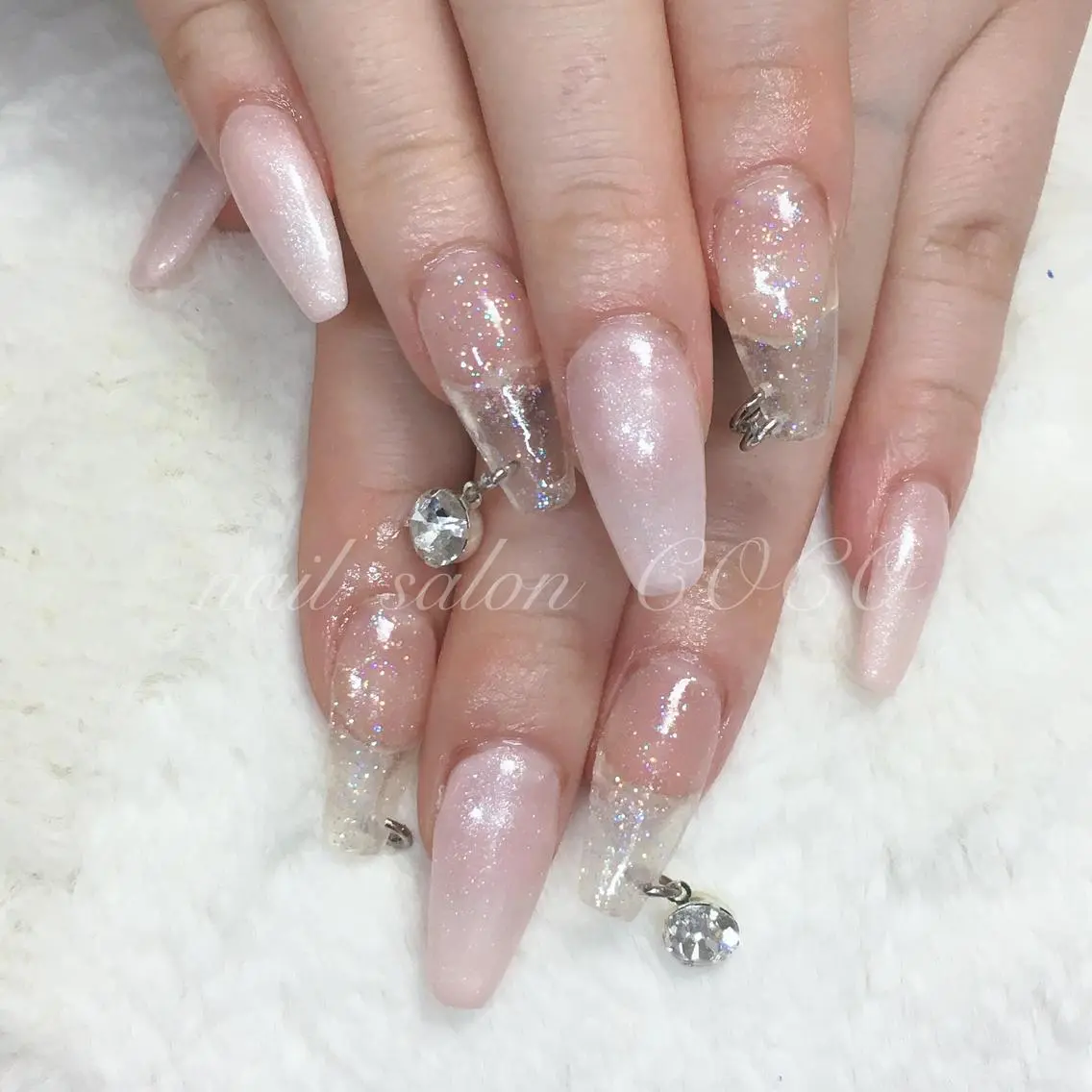 セミロング カラー パーマ ヘアアレンジ メンズ キッズ ネイル マツエク・マツパ nail Berunaのネイルデザイン