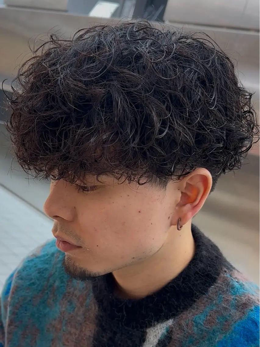パーマ ヘアアレンジ メンズ マッシュ メンズパーマ プードルパーマ 刈り上げ プードルパーマ カット パーマ fifth park 六反穂 龍介のヘアスタイル