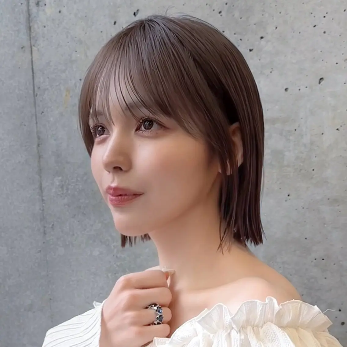 ショート カラー 切りっぱなしボブ ボブ サイドバング レイヤー🐏髪質改善 /透明感/みっきーのヘアスタイル