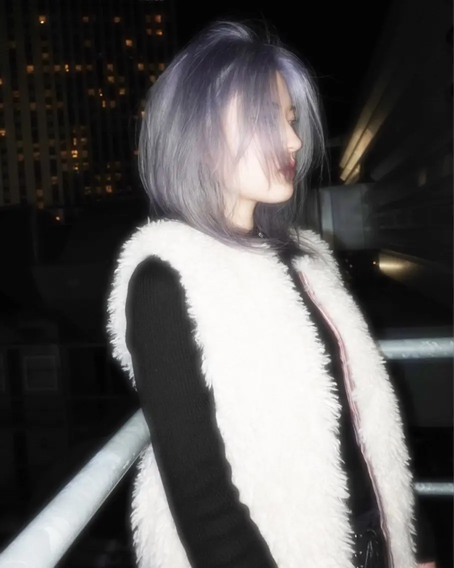 ミディアム カラー 小顔カット ﾌﾞﾚｲｽﾞ˚✧₊⁎ ﾚｲﾔｰToriのヘアスタイル