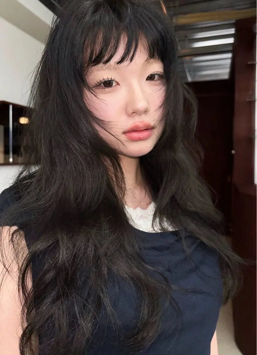 ロング カラー ハイライトカラー 顔まわりレイヤー ハイレイヤー ハイライト レイヤーカット カット ヘアカラー パーマ /レイヤー 榛地渉馬 /矢場町のヘアスタイル