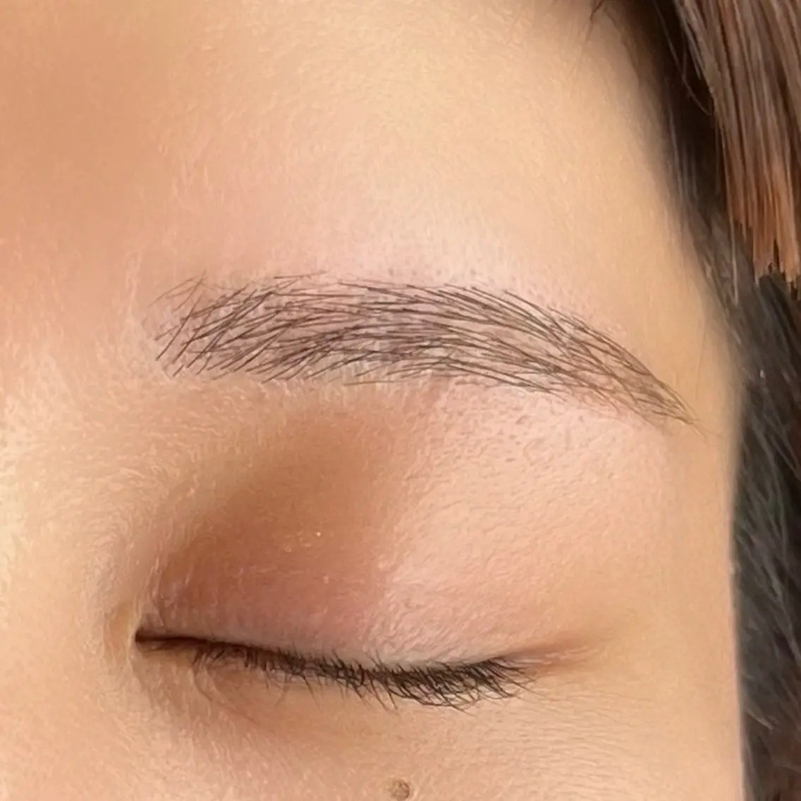 アイブロウ 眉毛ワックス脱毛 efface 北本 石坂の眉毛・アイブロウイメージ