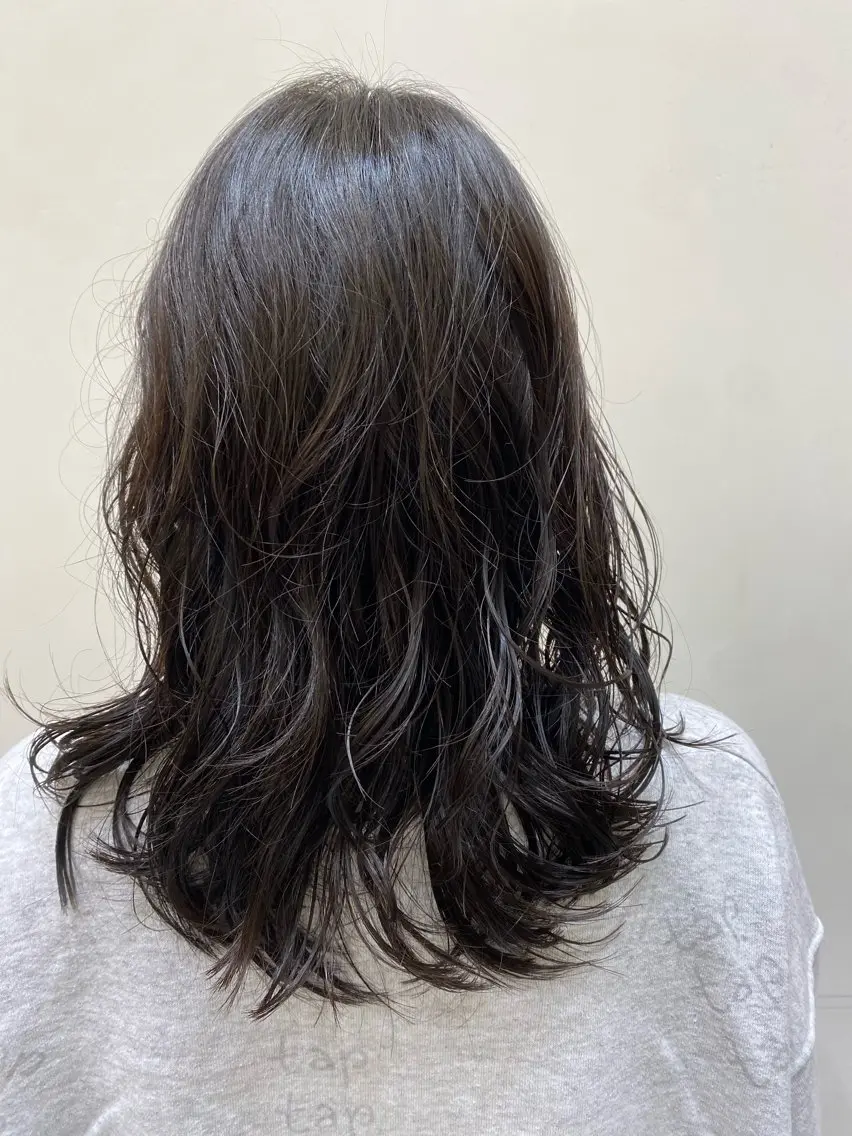 ロング パーマ ロング 吉浦 知宏のヘアスタイル