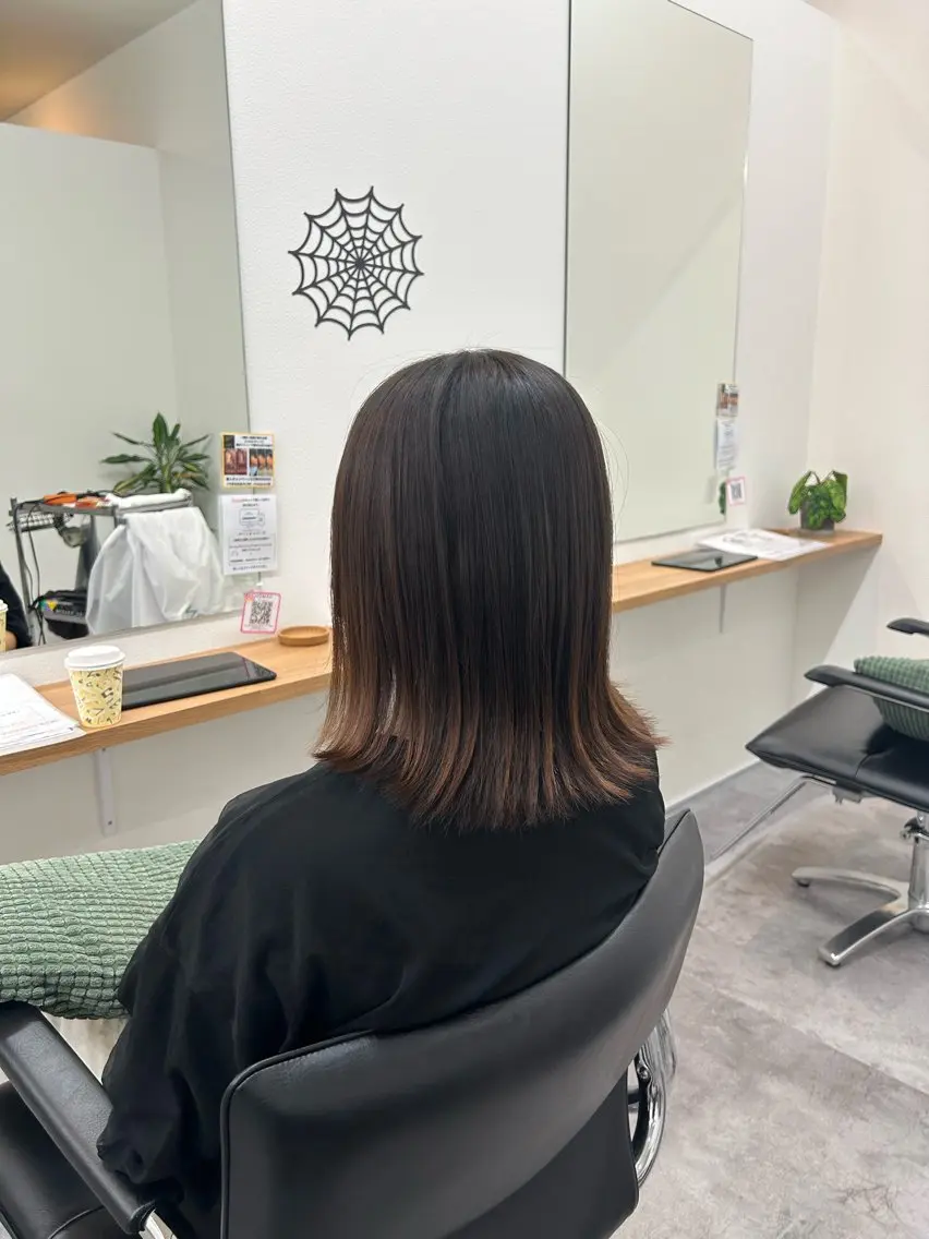 セミロング 外ハネヘア 縮毛矯正 カット 縮毛矯正 齋藤 真帆のヘアスタイル