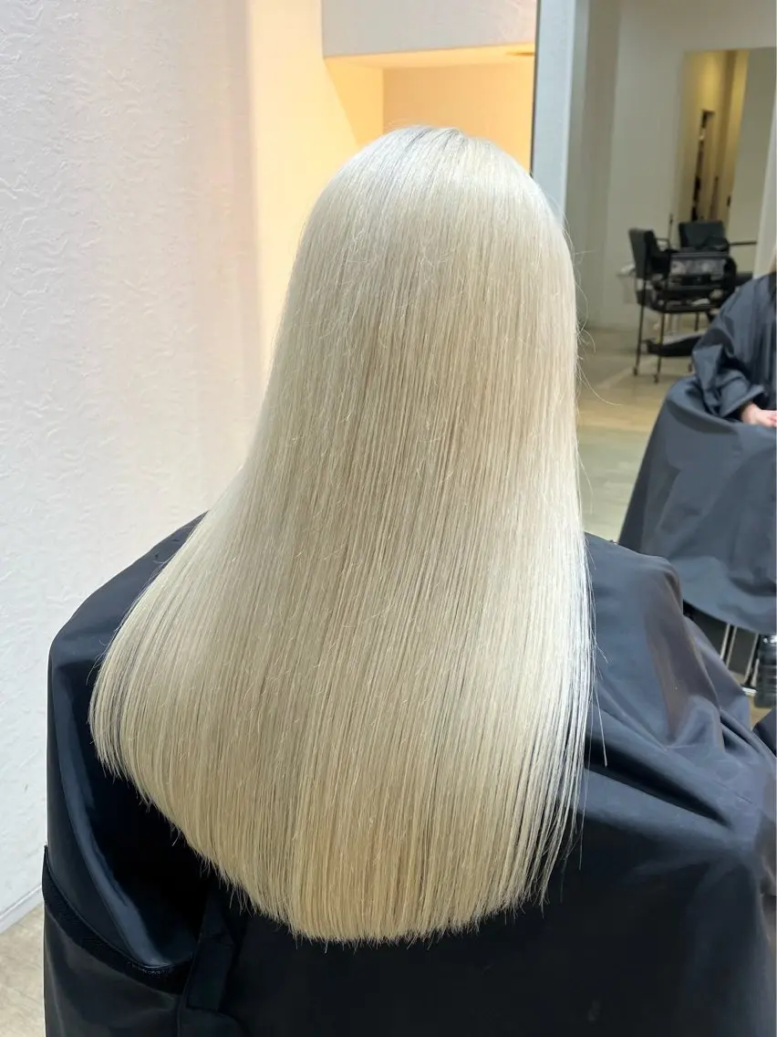ロング カラー カット ヘアカラー TIDEHAIR YUKINAのヘアスタイル
