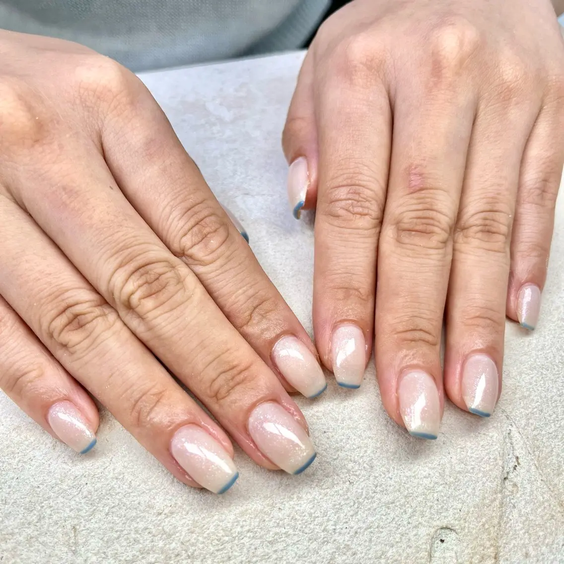 ネイル ブルー フレンチネイル ハンドネイル Bianca TORII🌞のネイルデザイン