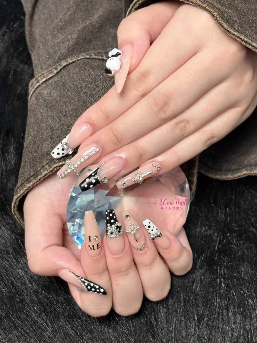 ネイル 桜ネイル 長さ出し フラワーネイル フレンチネイル ジェルネイル ハンドネイル ACon NailSalonのネイルデザイン