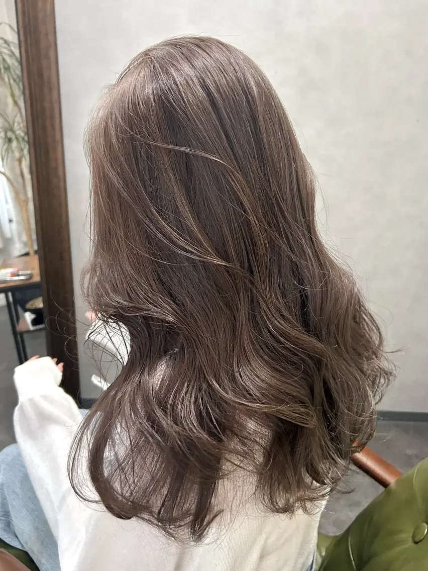 ロング カット ヘアカラー レイヤーカット/透明 感カラー🩵中村友美のヘアスタイル