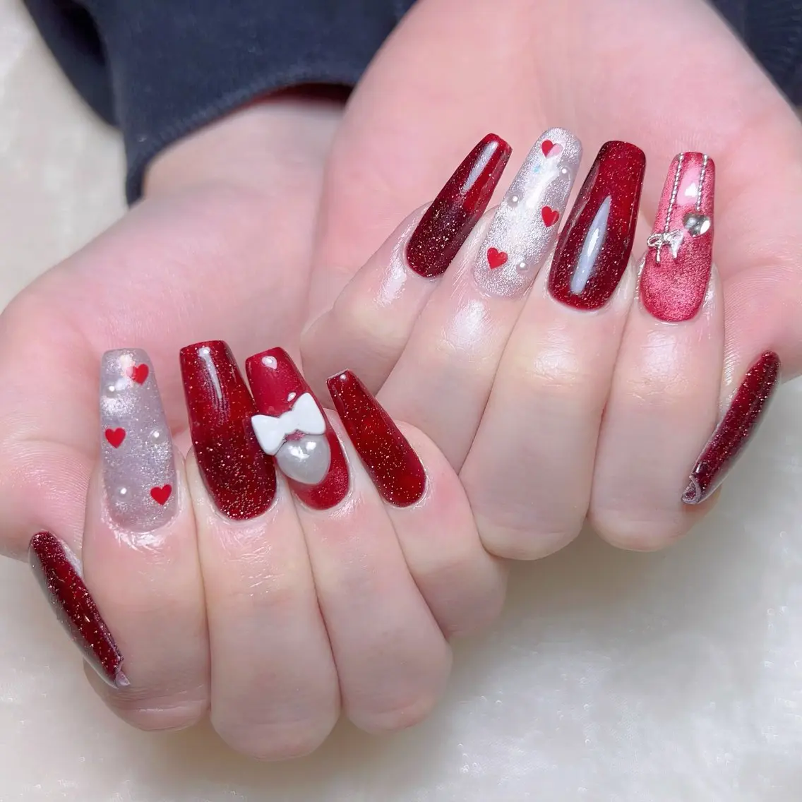 メンズ ネイル メンズ韓国風 アートネイル オーロラネイル ガーリー キラキラネイル ハンドネイル Nail salon 木にいるのネイルデザイン