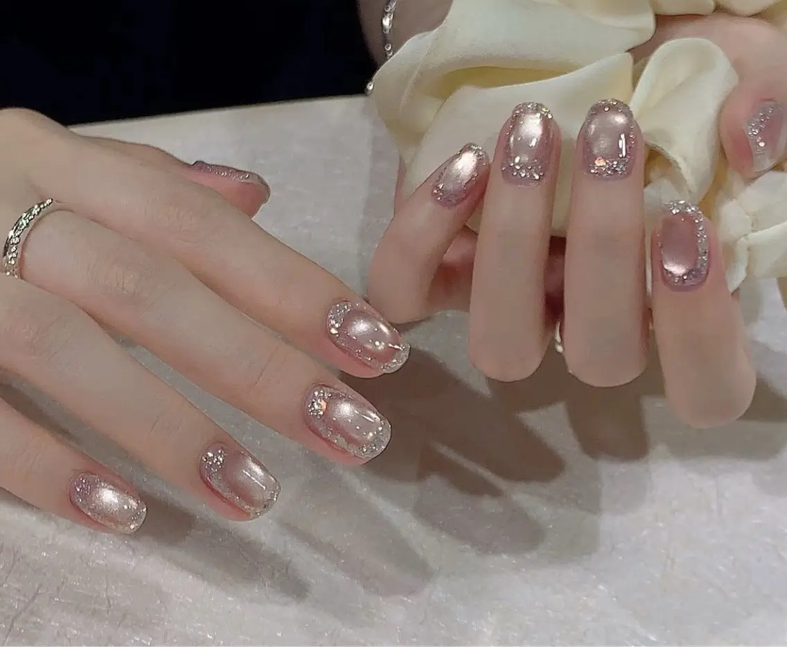 ネイル アートネイル オーロラネイル チークネイル フレンチネイル ガラスフレンチ ハンドネイル 🎀🎀YooLi Nail Salonのネイルデザイン