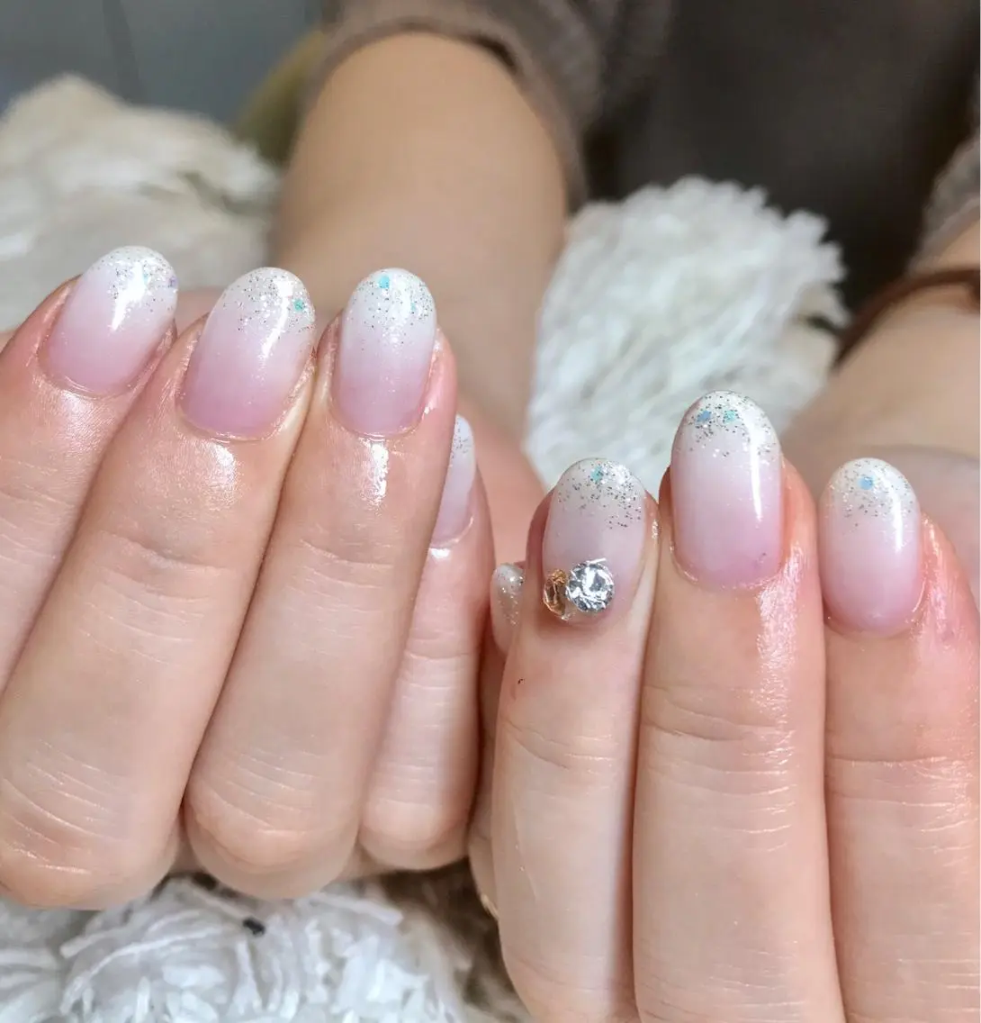 ミディアム カラー パーマ ヘアアレンジ メンズ ネイル マツエク・マツパ ホワイト el. by Aoのネイルデザイン