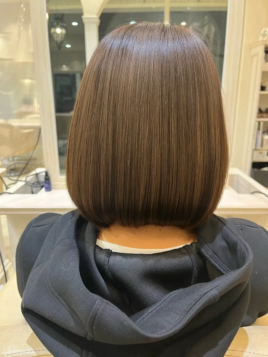 ミディアム amie by afloatのヘアスタイル