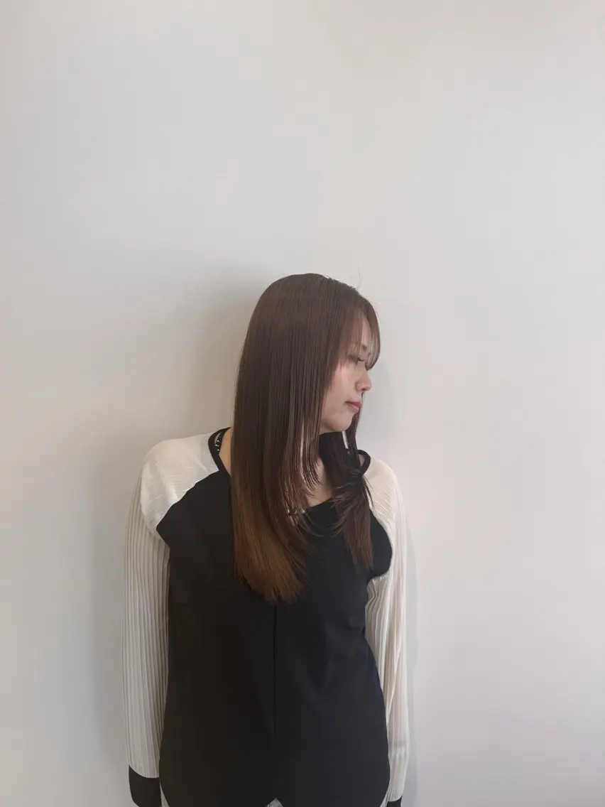 セミロング レイヤーカット カット ヘアカラー トリートメント ★韓国トレンドカット ★むなかたももかのヘアスタイル