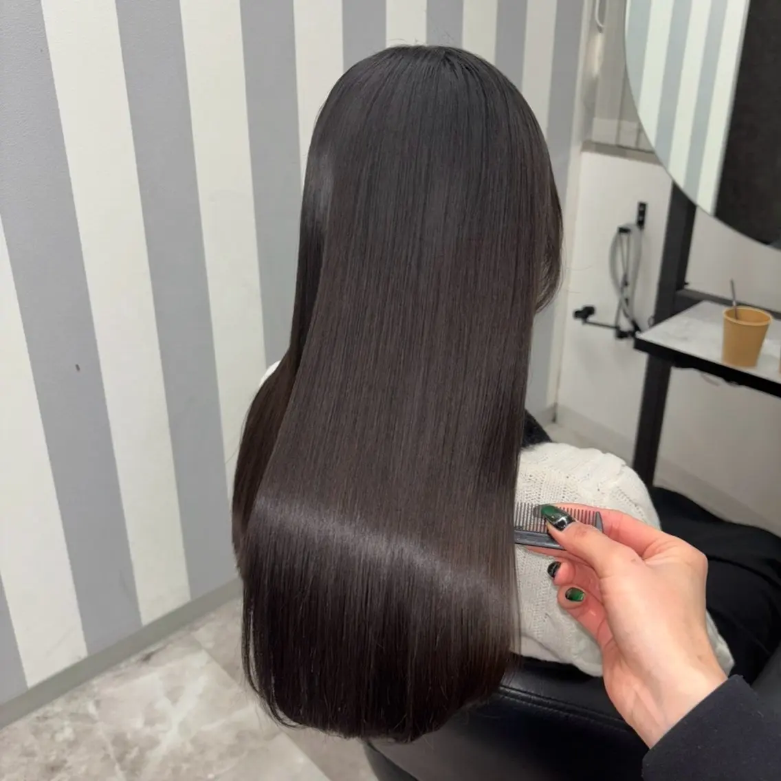 ロング 縮毛矯正 Ren. 🦋デザインカラーのヘアスタイル