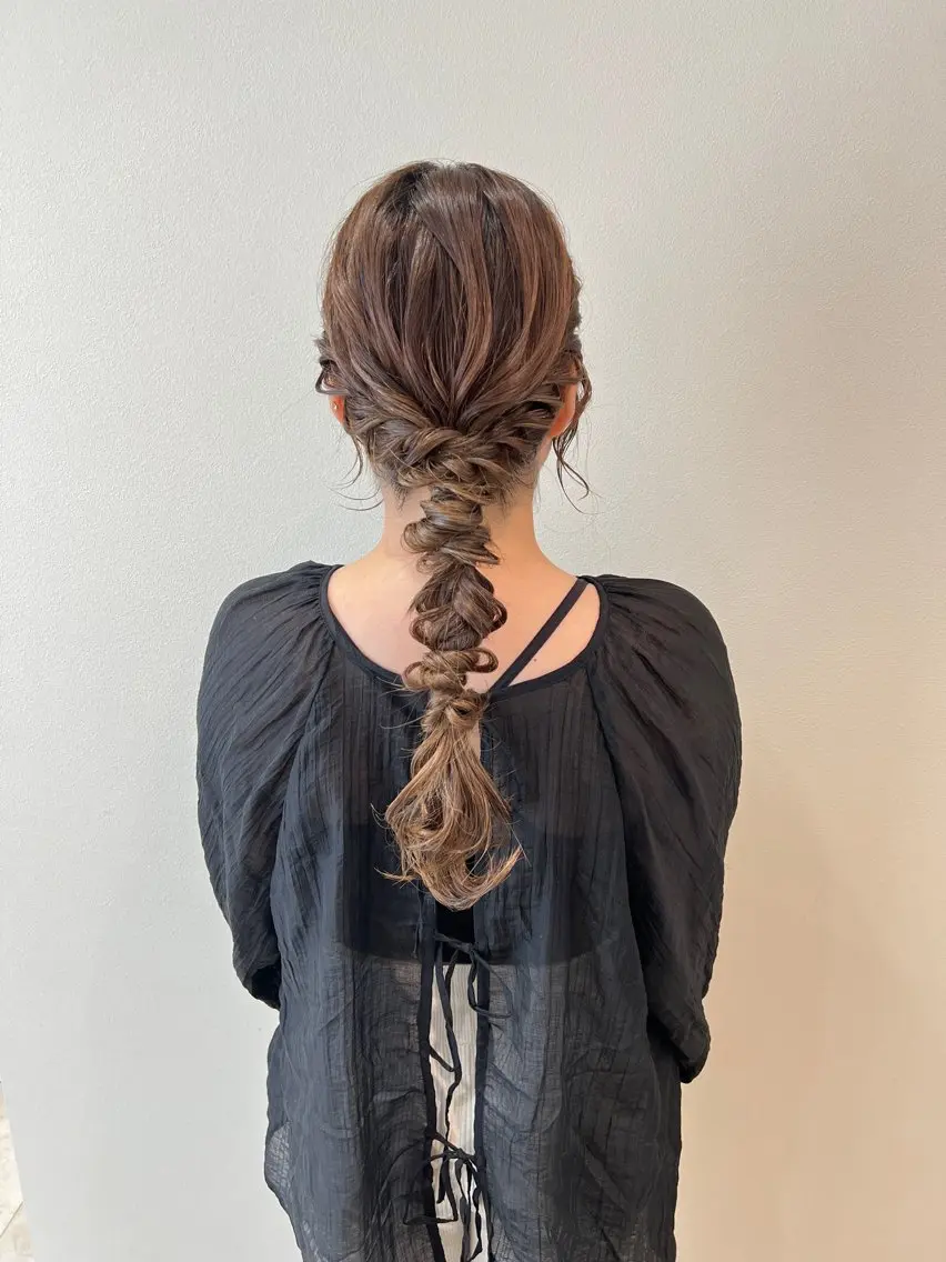 ロング ヘアアレンジ ヘアセット THINK SHOP sakiのヘアスタイル