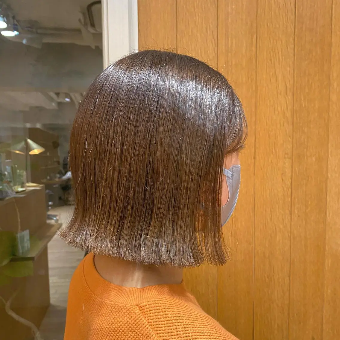 ショート ボブ 外ハネヘア カット トリートメント 大人可愛い♡コテ巻き パーマ🌼杉田 萌恵のヘアスタイル