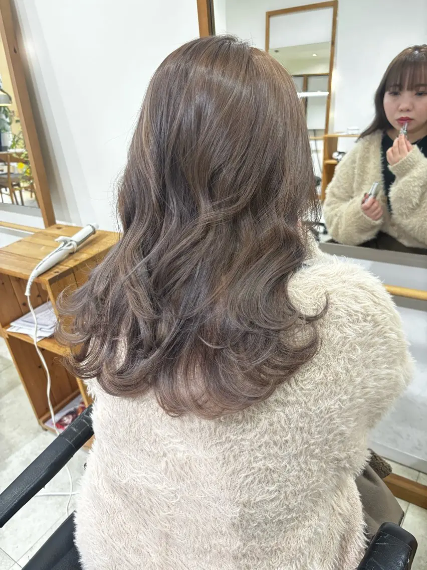 ミディアム カラー カット ヘアカラー Lino by hoNuaのヘアスタイル