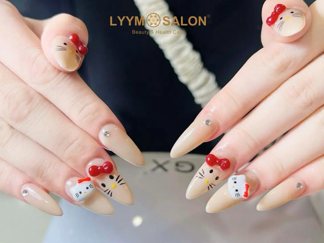ネイル 長さ出し ガーリー 韓国ネイル シンプルネイル ハンドネイル LYYM Salonのネイルデザイン