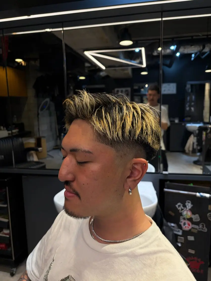 カラー メンズ 坂野 徹のヘアスタイル