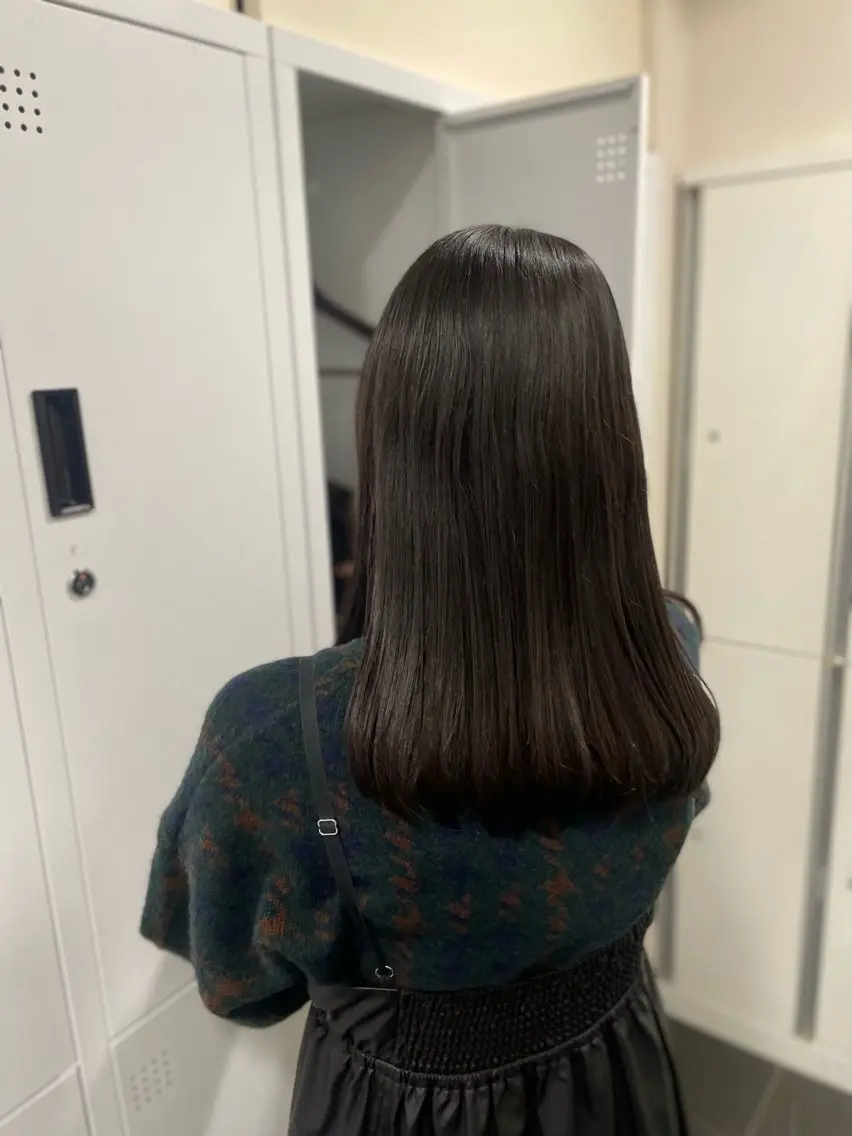 ミディアム レイヤーカット カット ハイトーン/レイヤー 似合わせ・ユキノのヘアスタイル