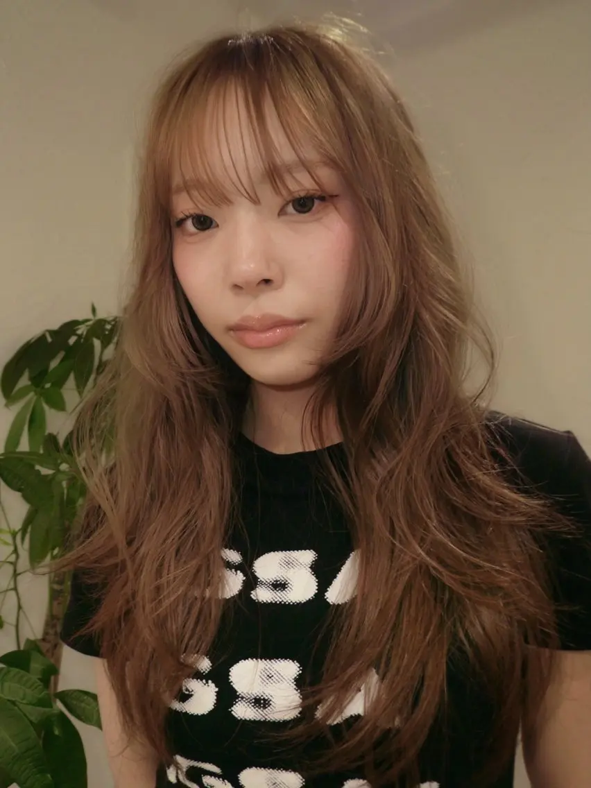 セミロング 熊谷 由貴のヘアスタイル