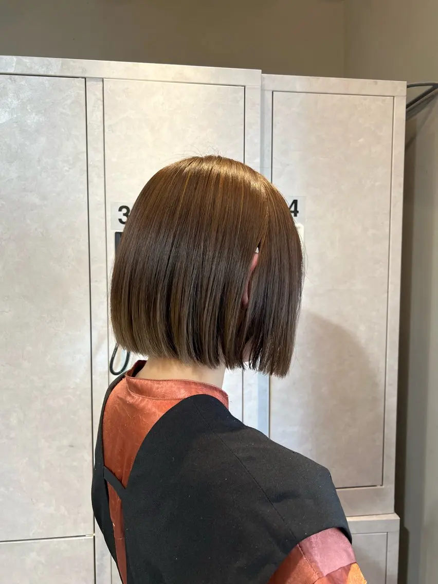 ショート カラー ダブルカラー ボブ 神戸ボブ✂️ ioe三宮/田 伸佳のヘアスタイル