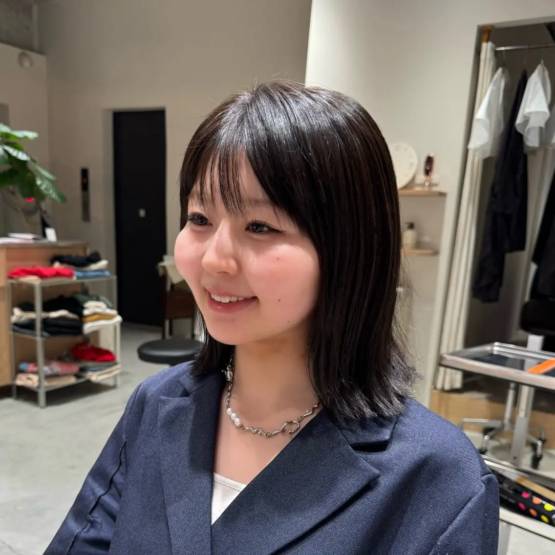 ミディアム カラー ヘアカラー 村田 茉優のヘアスタイル
