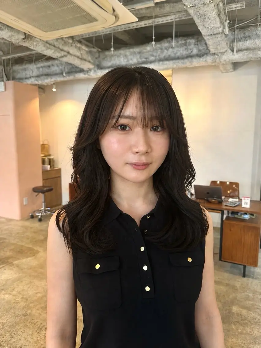 セミロング カラー Miyu .のヘアスタイル