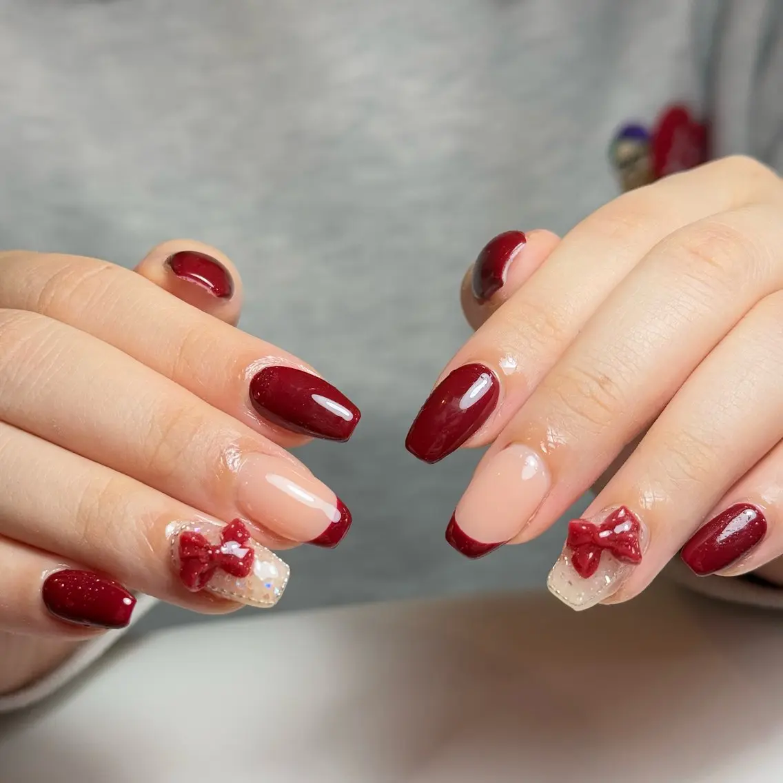 ネイル チークネイル フレンチネイル グラデーション キラキラネイル 韓国ネイル ハンドネイル Risa_ Nailのネイルデザイン