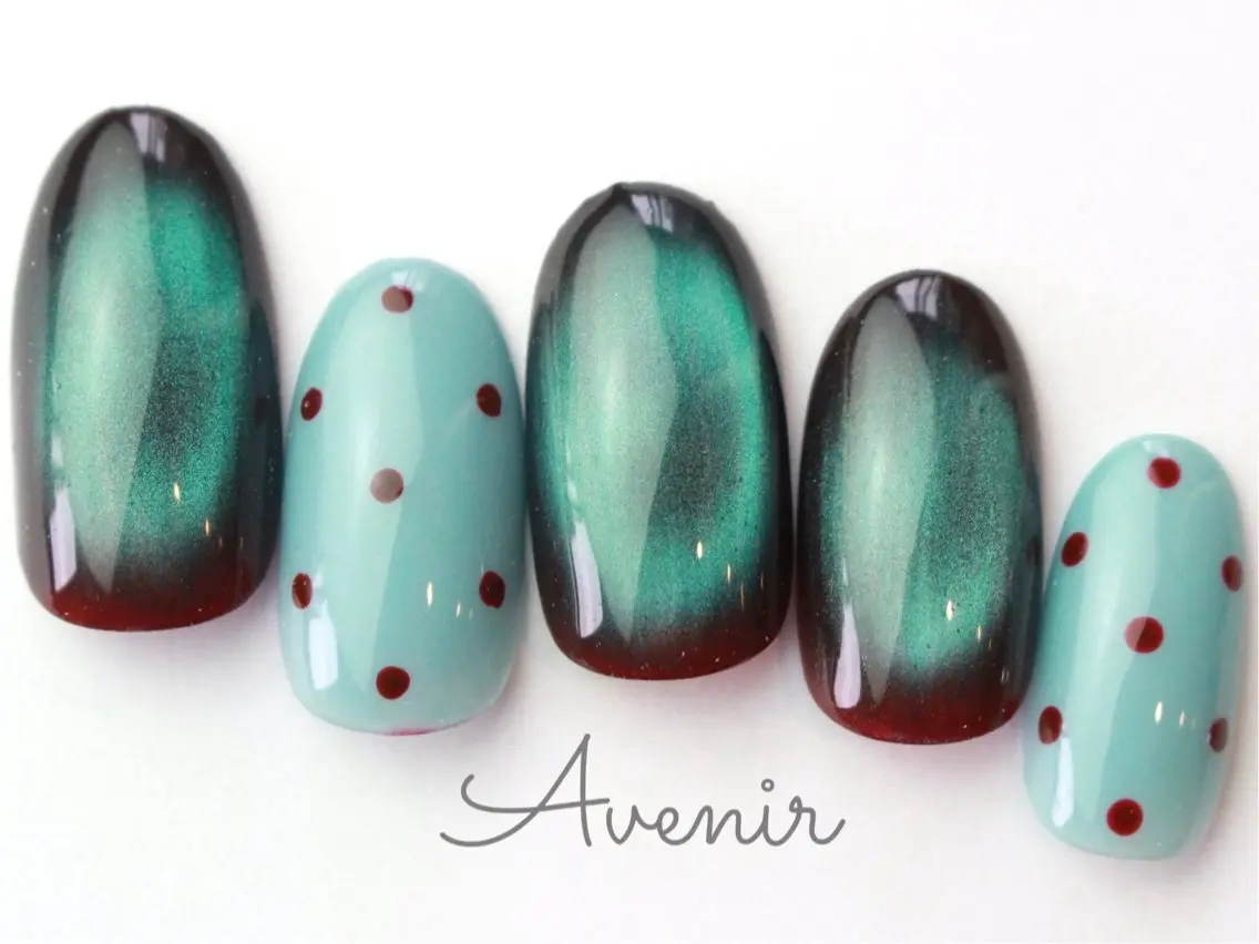 ネイル ハンドネイル Avenir 表参道 nail&eye予約のネイルデザイン