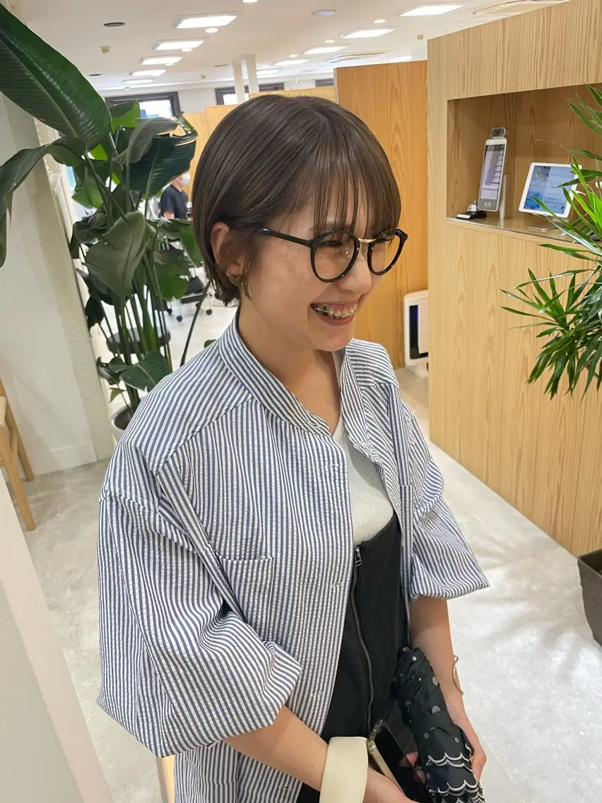 ショート minatsu 東京の技術を京都でのヘアスタイル